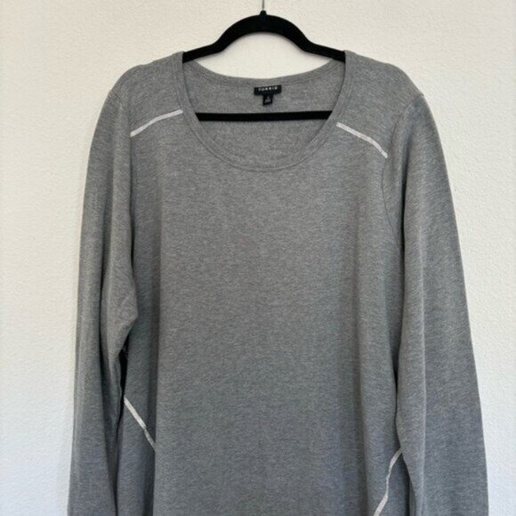 Torrid Size 3X Ultra Soft Fleece Crew Neck Trim Detail Sweatshirt - Picture 4 of 7
